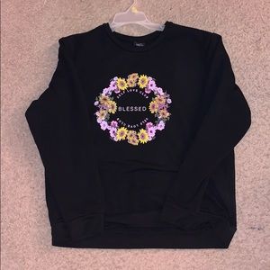 Oversized women’s sweatshirt